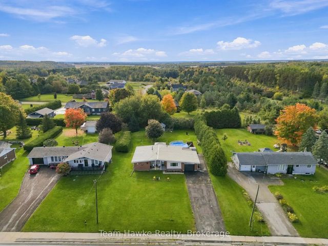 385 Lafontaine Road W, Tiny