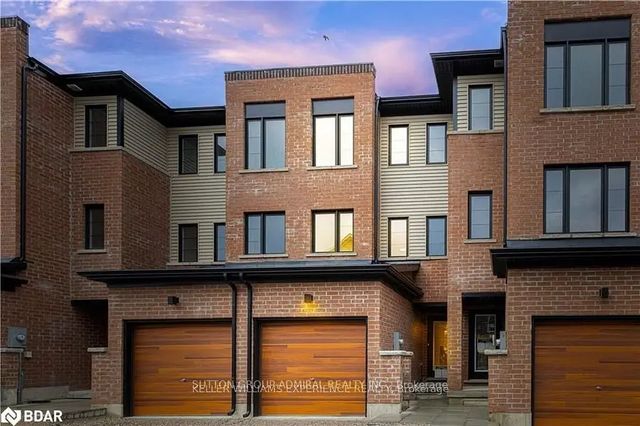 45 Hay Lane, Barrie