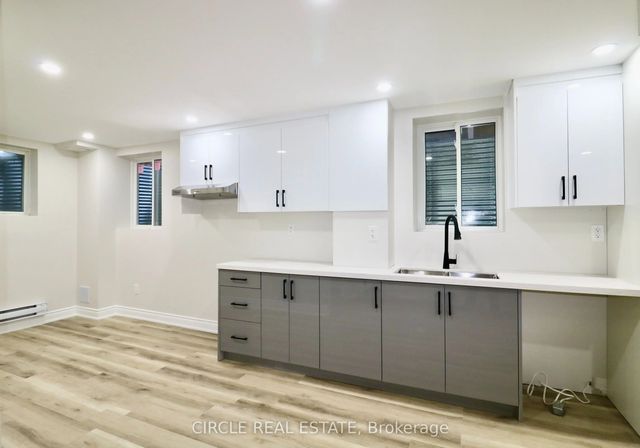 59 Phoenix Boulevard 1, Barrie