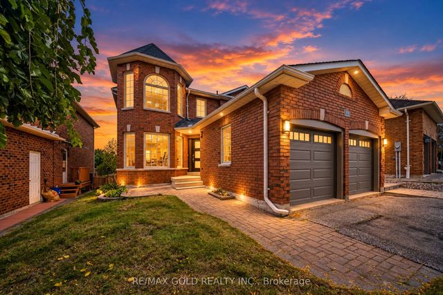 43 Golden Meadow Road, Barrie