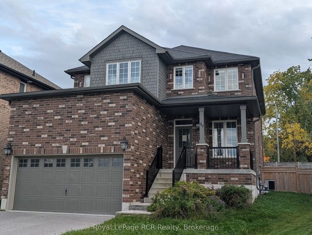 89 Lockerbie Crescent, Collingwood