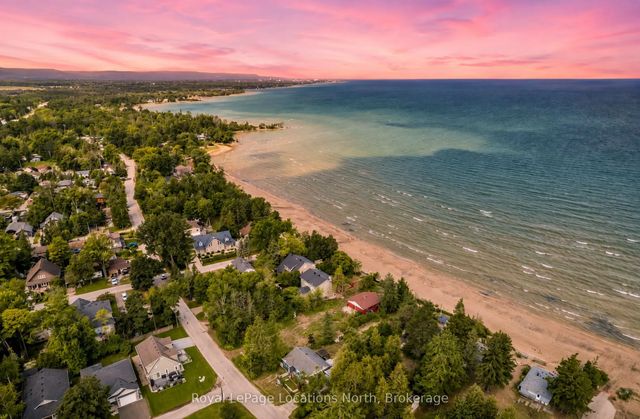 1864 Shore Lane, Wasaga Beach