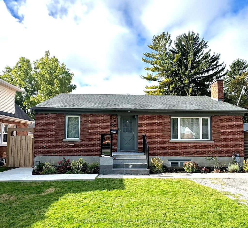 52 Drury Lane, Barrie