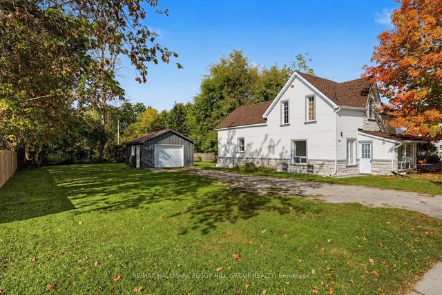 132 Queen Street W, Springwater