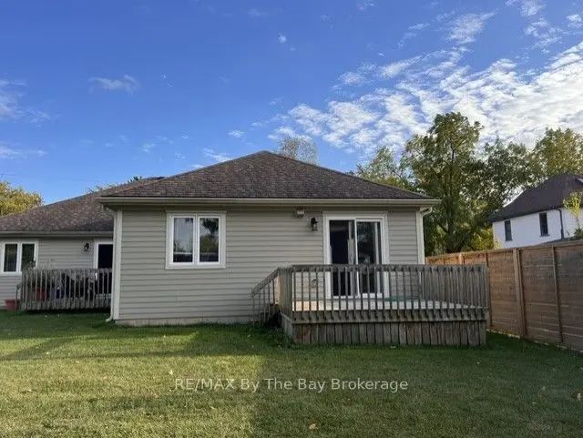 22 W Edward Street W Unit A, Clearview
