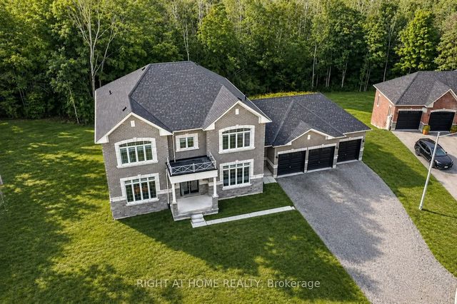 8 Forest Heights Court, Oro-Medonte