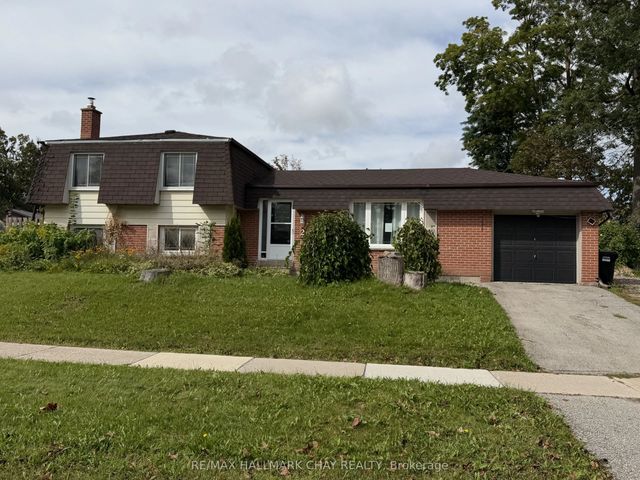 2 Birchwood Drive, Barrie