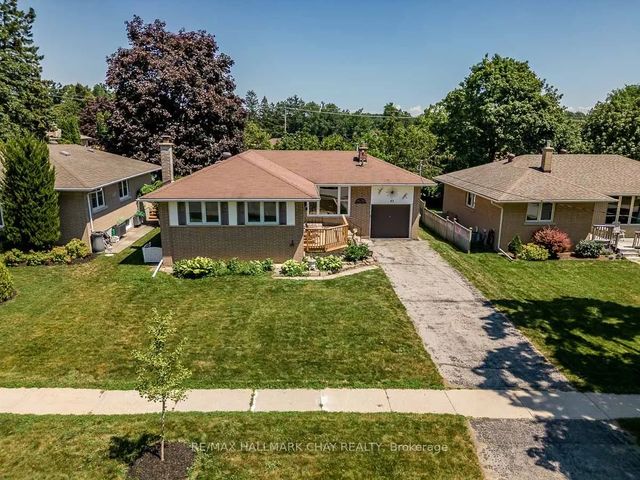 23 Downsview Drive, Barrie