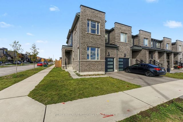 11 Turnberry Lane, Barrie