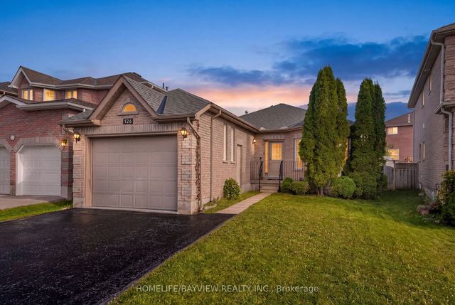 126 Raymond Crescent, Barrie