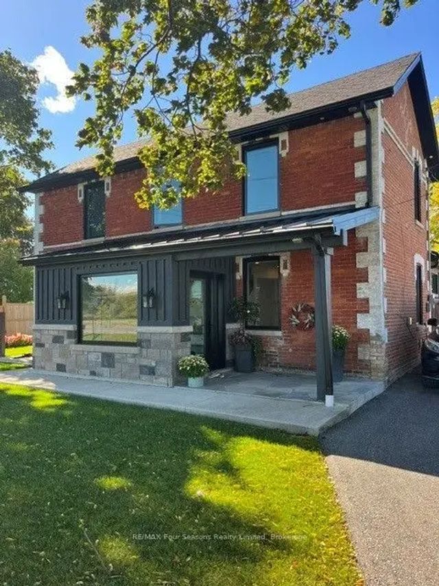 4594 County Road 124 Road, Clearview