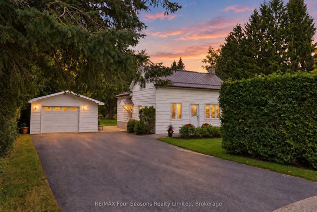 12 Lavender Hill Road, Clearview