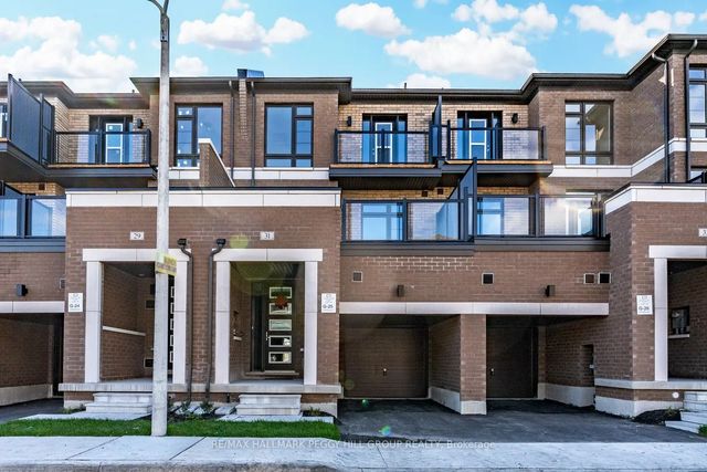 31 Bluebird Lane, Barrie