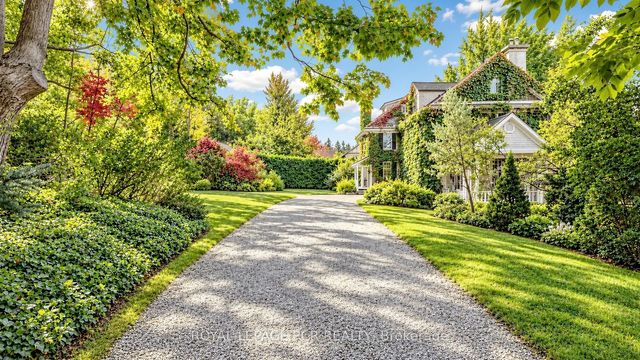 16 Blake Street, Barrie