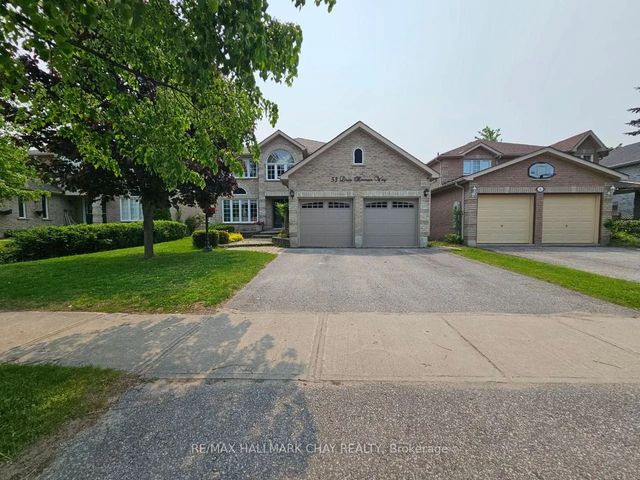 53 Livia Herman Way, Barrie