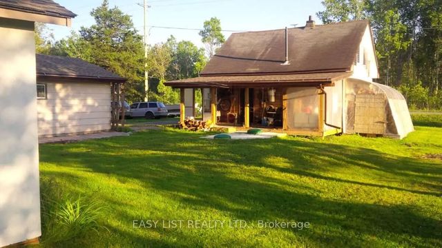 2414 Pearl Street, Black River-Matheson