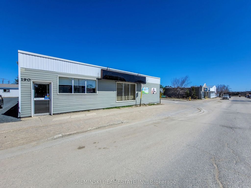 190 Main Street, Iroquois Falls