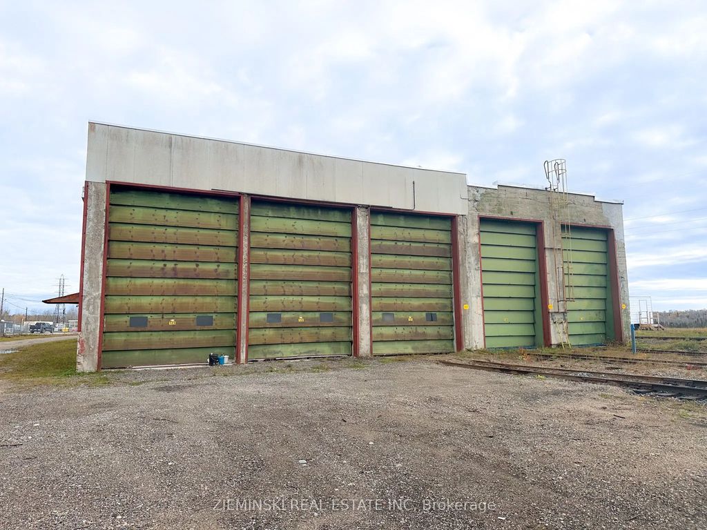 1 Park Street Cg, Iroquois Falls