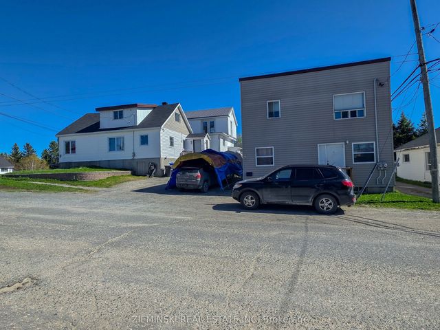 115 Pollock Street, Kirkland Lake