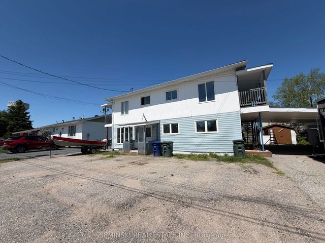 178 Bordeleau Street, Smooth Rock Falls