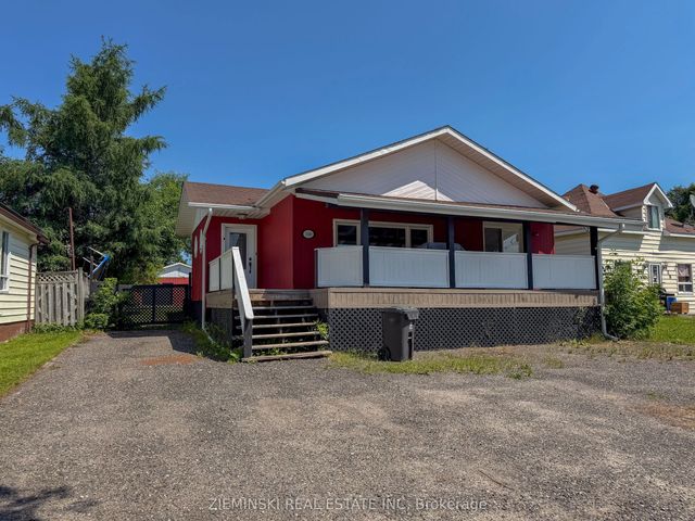 340 Church Street, Iroquois Falls