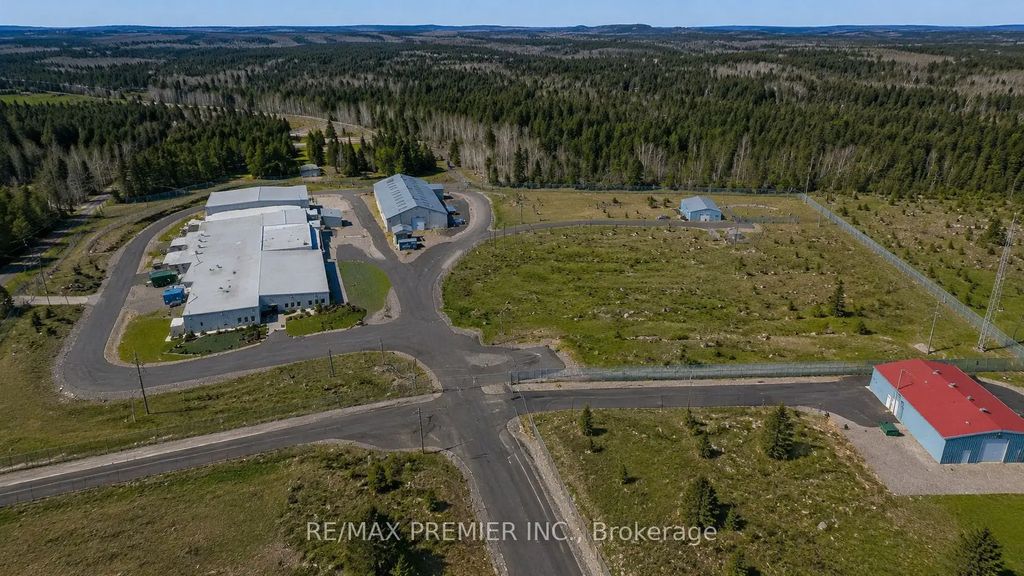 2n Watabeag Road, Kirkland Lake