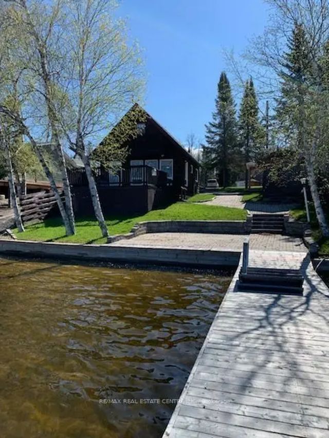 49 Lefebvre Penn Road, Kapuskasing