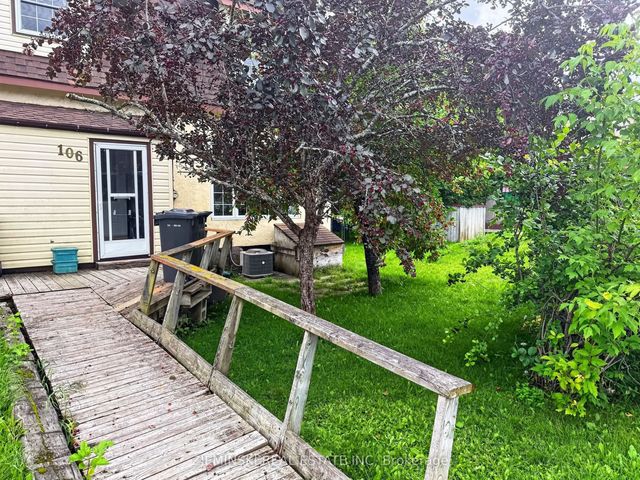 106 Argyle Avenue, Iroquois Falls