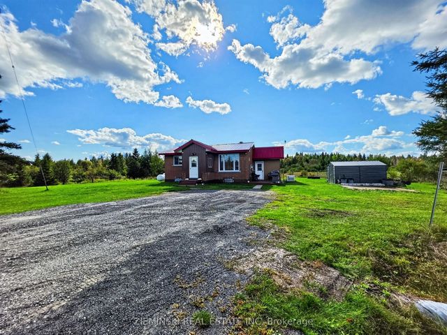 Pt Lt 4 Con 5 Newmarket Twp, 11 Highway, Iroquois Falls