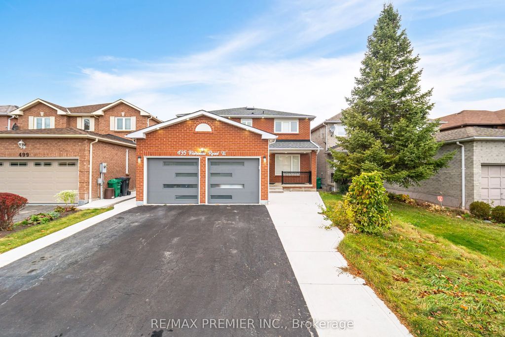 495 Fairview Road W, Mississauga