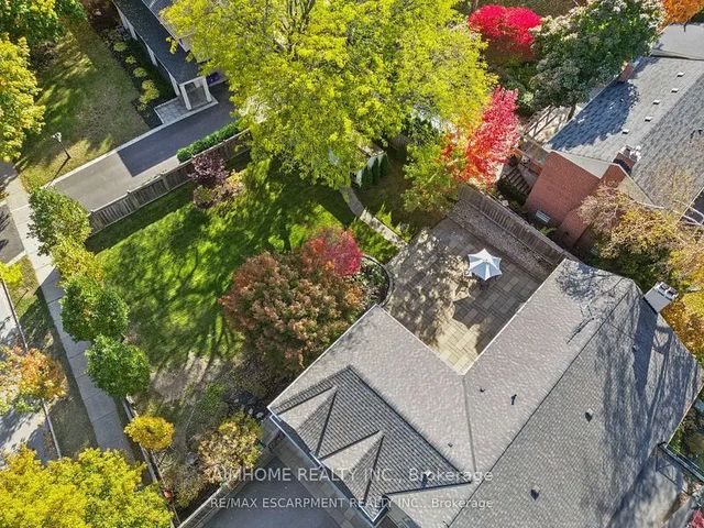 1300 Braeside Drive, Oakville