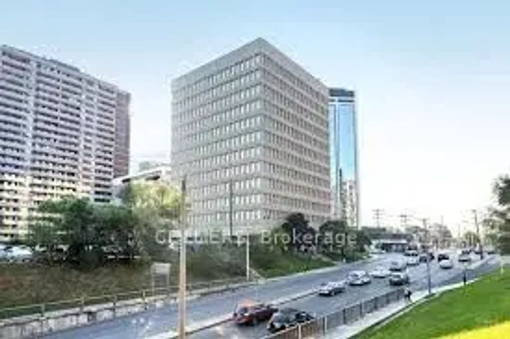 1243 Islington Avenue 500, Toronto W08