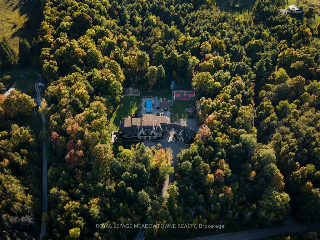 13160 Nassagaweya Esquesing Townline, Milton