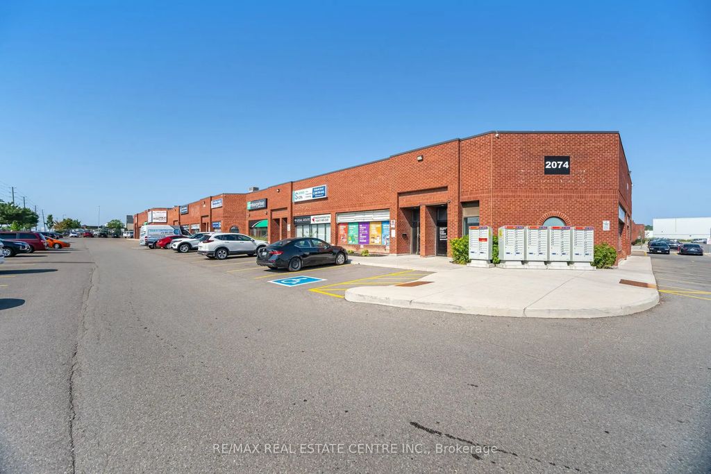 2074 Steeles Avenue E 19, Brampton