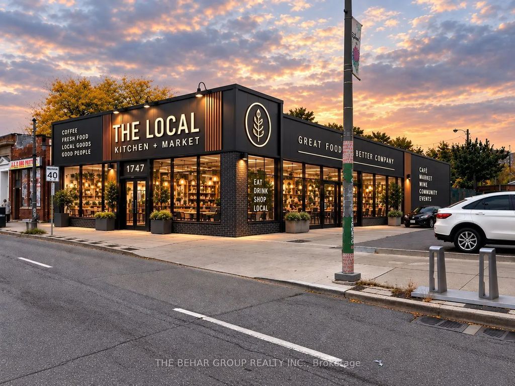 1747 St. Clair Avenue W, Toronto W03