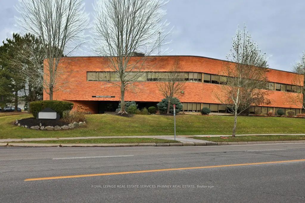 6800 Campobello Road, Mississauga