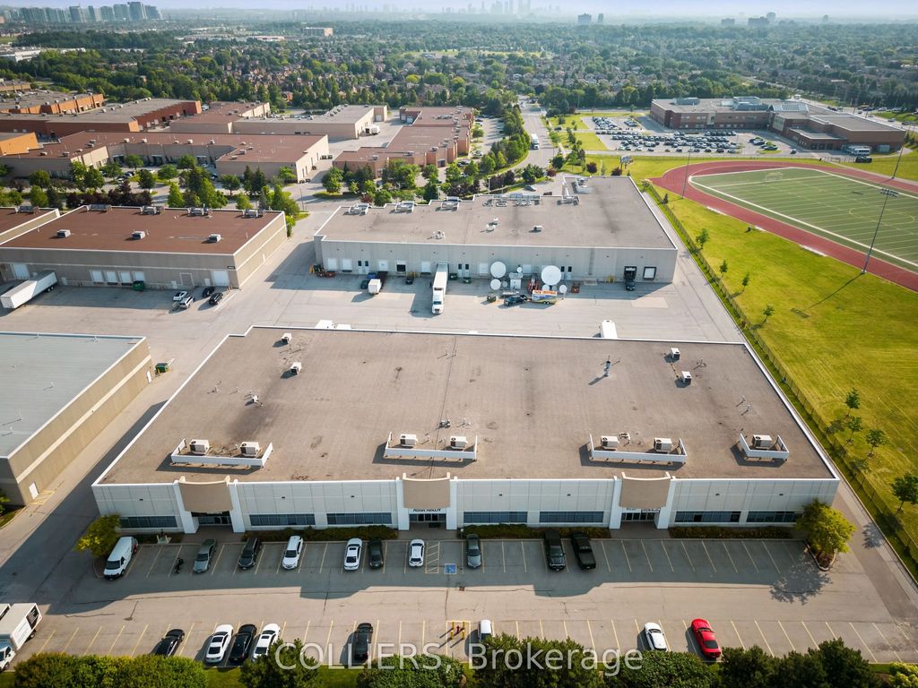 4020b Sladeview Crescent 1, Mississauga
