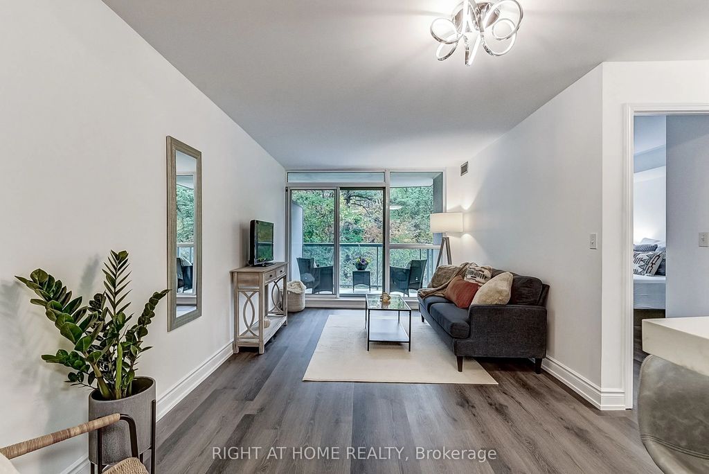 2565 Erin Centre Boulevard 508, Mississauga