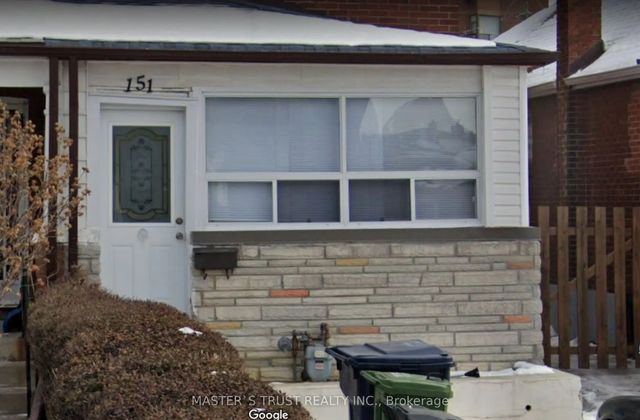151 Dynevor Road Main, Toronto W03