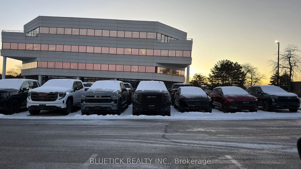 2233 Argentia Road Parking, Mississauga