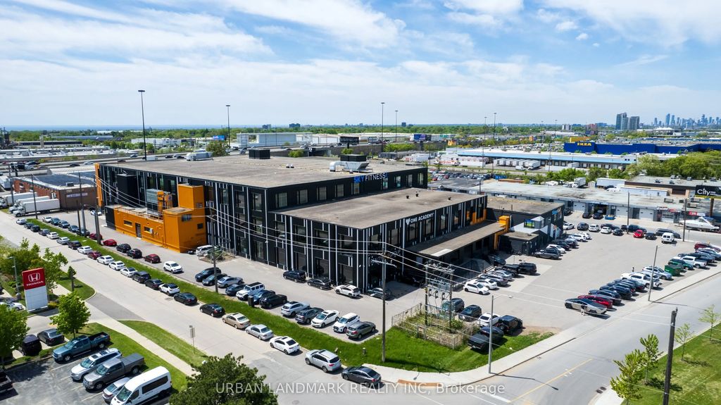 1377 The Queensway N/a 210, Toronto W08