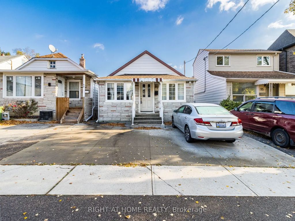 97 29th Street, Toronto W06