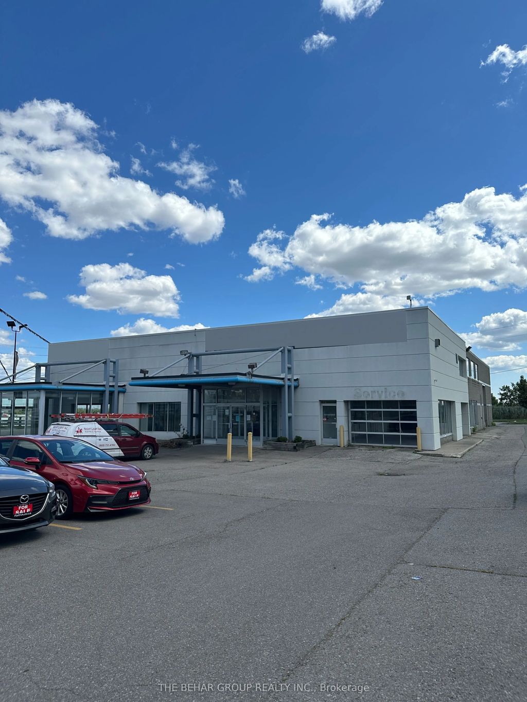8046 Dixie Road, Brampton