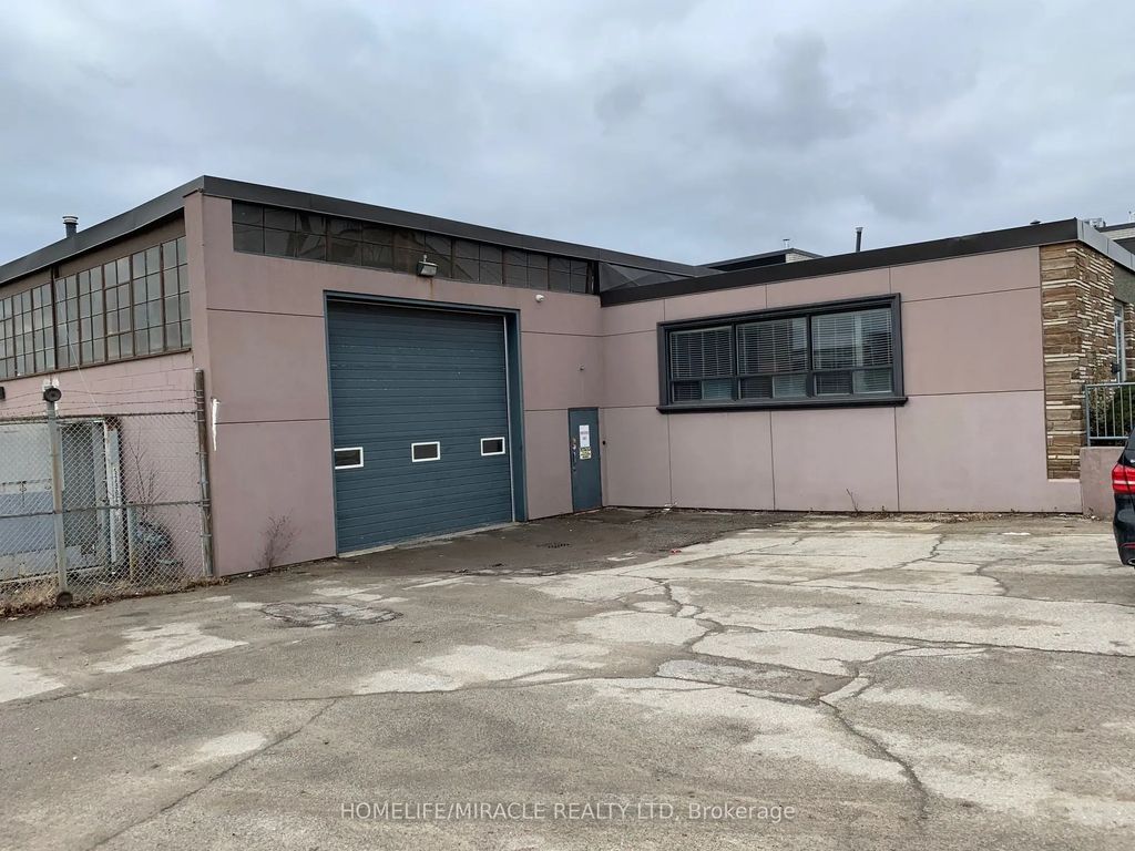73 Millwick Drive, Toronto W05