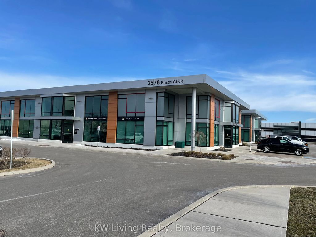 2578 Bristol Circle 12, Oakville