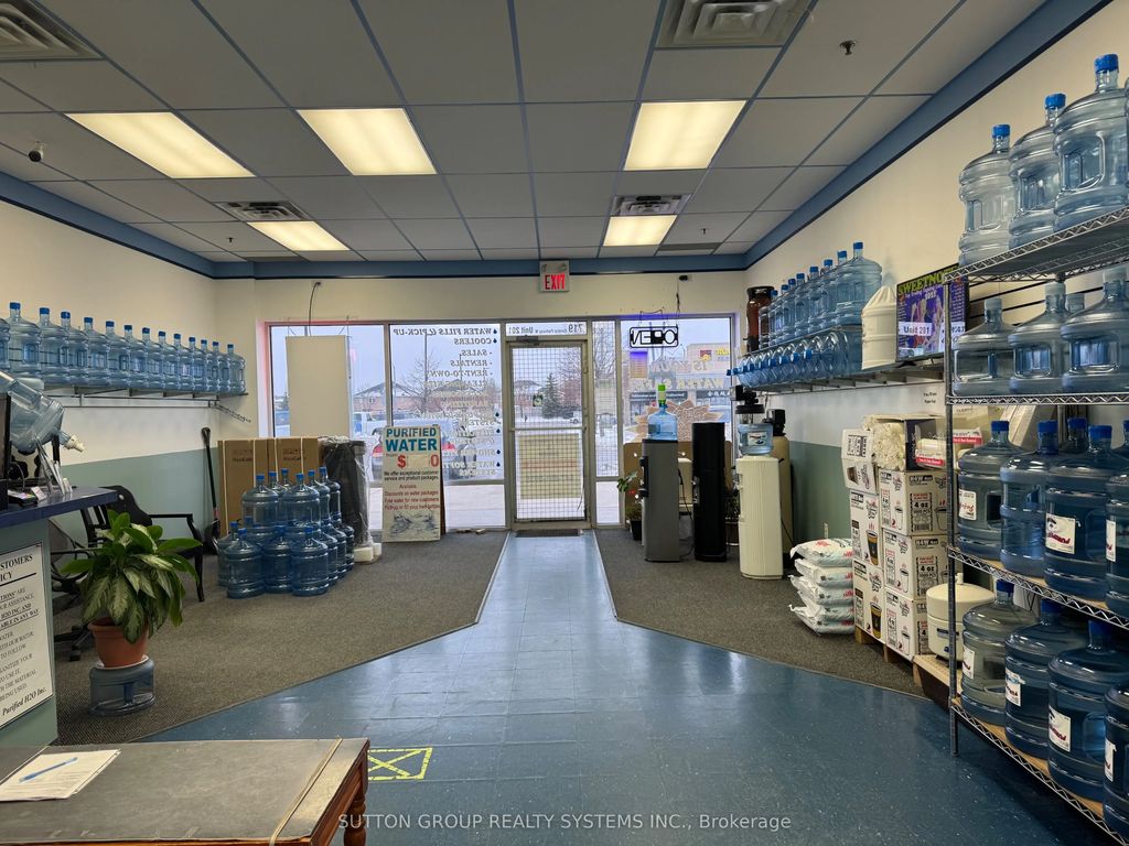719 Central Parkway 201, Mississauga