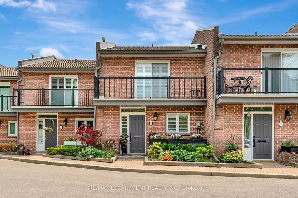 2136 Old Lakeshore Road 3, Burlington