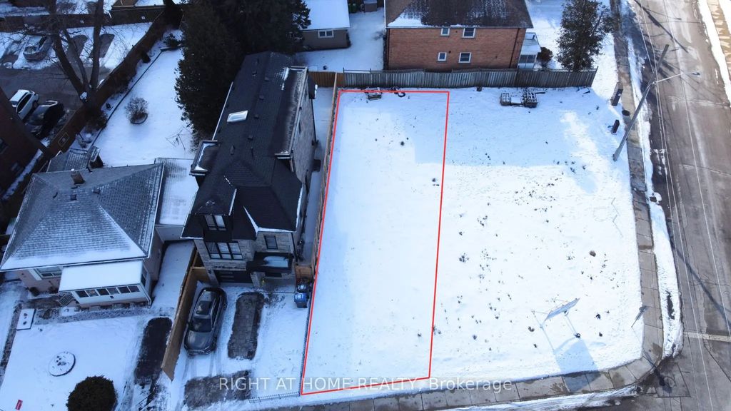 10b Benson Avenue, Mississauga