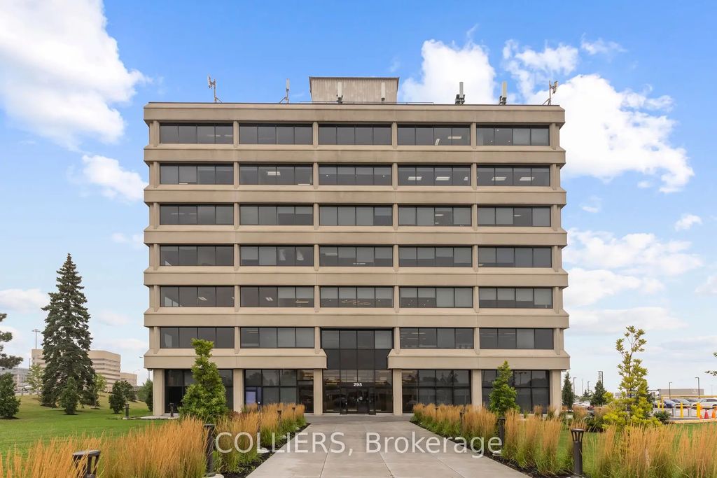 295 The West Mall N/a 103-105, Toronto W08
