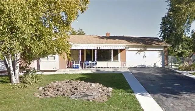 2 Glebe Crescent, Brampton
